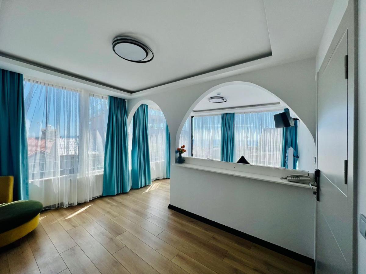 Hotel Apex 3*